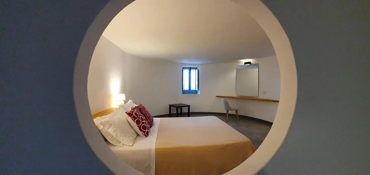 Hotel Santa Isabel Malfa  4*, Malfa (Salina) Italia