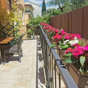 https://caba-holiday-bardolino-2.hotelinveneto.com