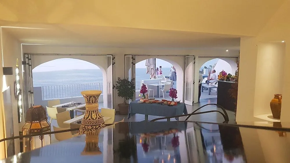 ****  Hotel Santa Isabel Malfa  Italy